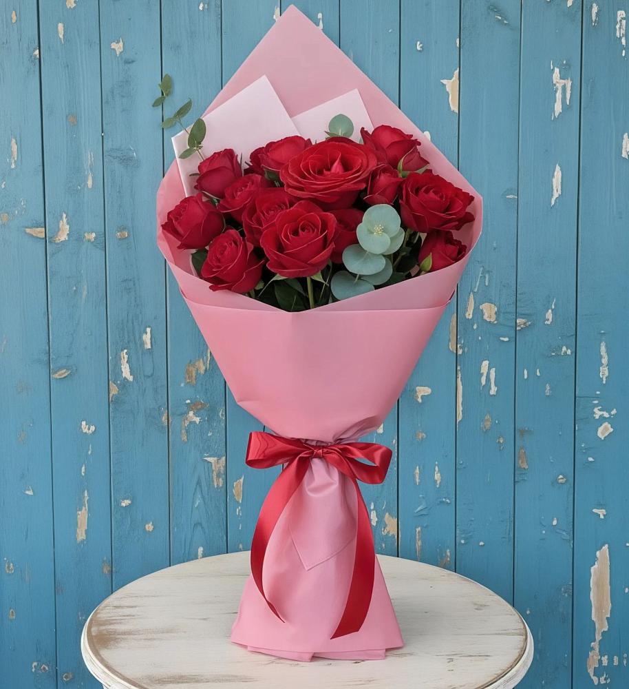 Букет цветов из: Розы в Нюрбе