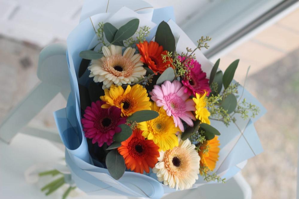 Букет цветов из: Герберы в Нюрбе