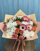Букет цветов из:  Розы, Герберы и Хризантемы в Нюрбе