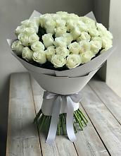 Букет 35 Белых роз в Нюрбе