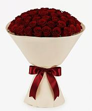Букет 101 Бордовая роза Блэк Бакарра в Нюрбе