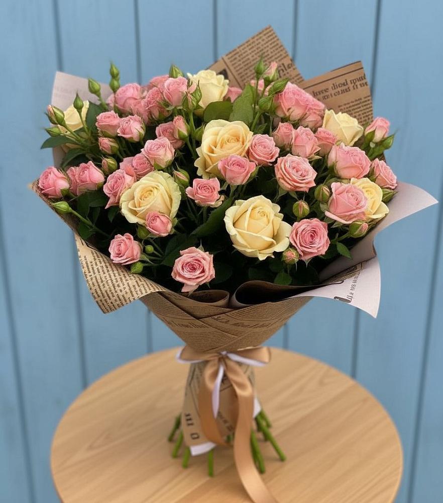 Букет цветов из: Розы в Нюрбе