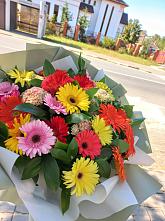 Букет цветов из:  Герберы #REPLACE_PRED# Нюрбе
