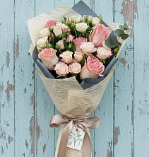 Букет цветов из:  Розы в Нюрбе