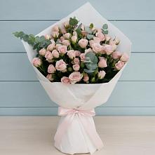 Букет цветов из:  Розы #REPLACE_PRED# Нюрбе