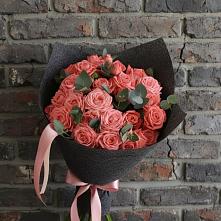 Букет цветов из:  Розы #REPLACE_PRED# Нюрбе